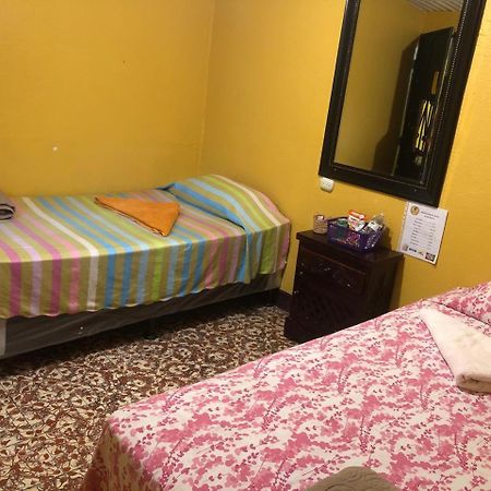 Hotel Alma Maya Antigua Εξωτερικό φωτογραφία