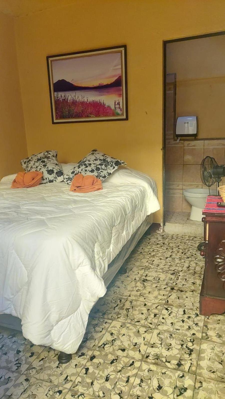 Hotel Alma Maya Antigua Εξωτερικό φωτογραφία