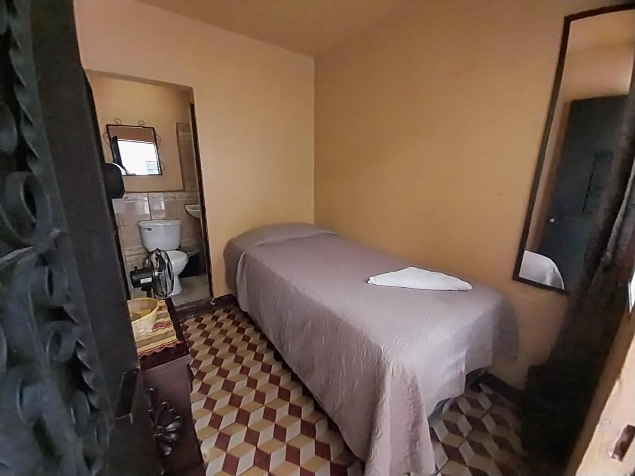 Hotel Alma Maya Antigua Εξωτερικό φωτογραφία