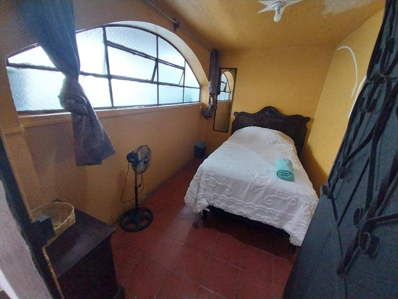 Hotel Alma Maya Antigua Εξωτερικό φωτογραφία