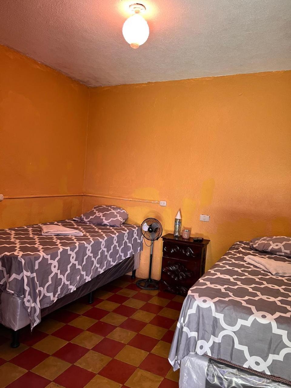 Hotel Alma Maya Antigua Εξωτερικό φωτογραφία