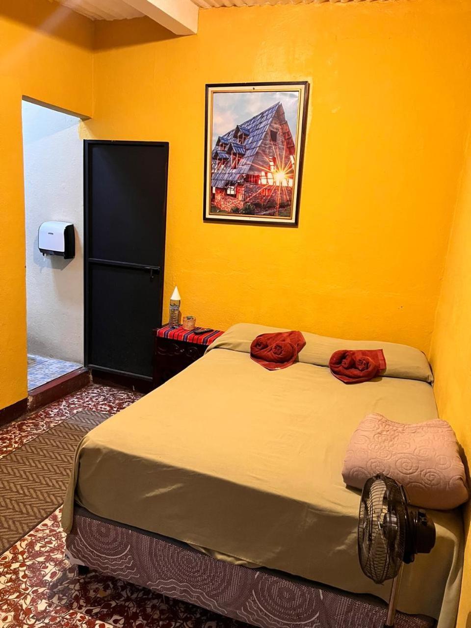 Hotel Alma Maya Antigua Εξωτερικό φωτογραφία