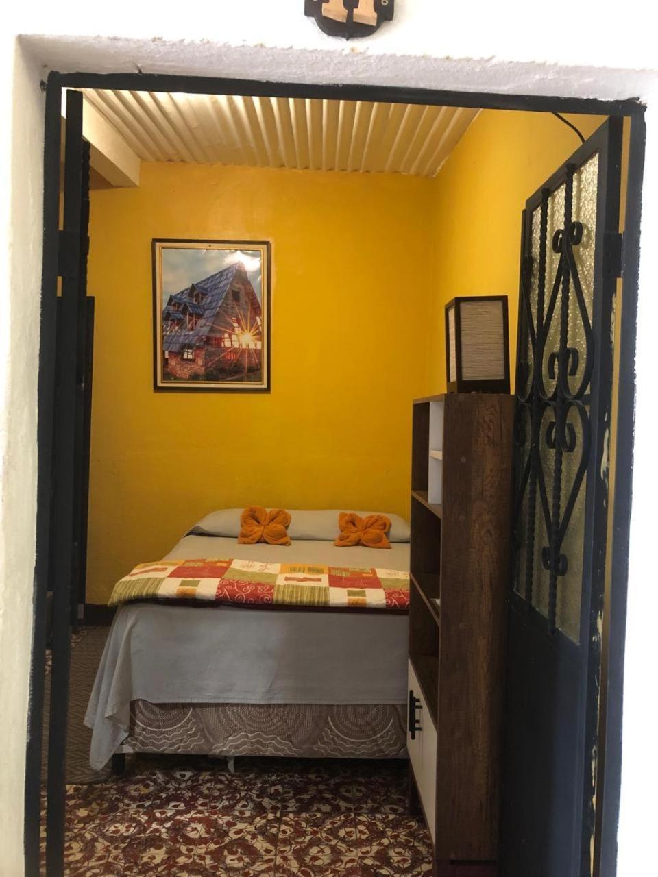 Hotel Alma Maya Antigua Εξωτερικό φωτογραφία